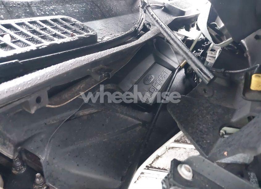 Photo 10 of 2015 Ford Escape TITANIUM (VIN 1FMCU9J97FUA34761)