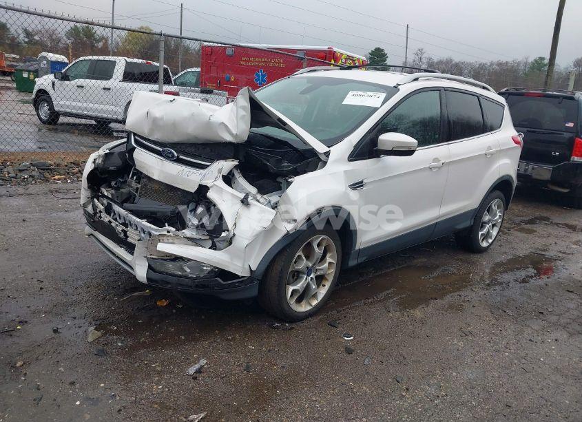 Photo 2 of 2015 Ford Escape TITANIUM (VIN 1FMCU9J97FUA34761)