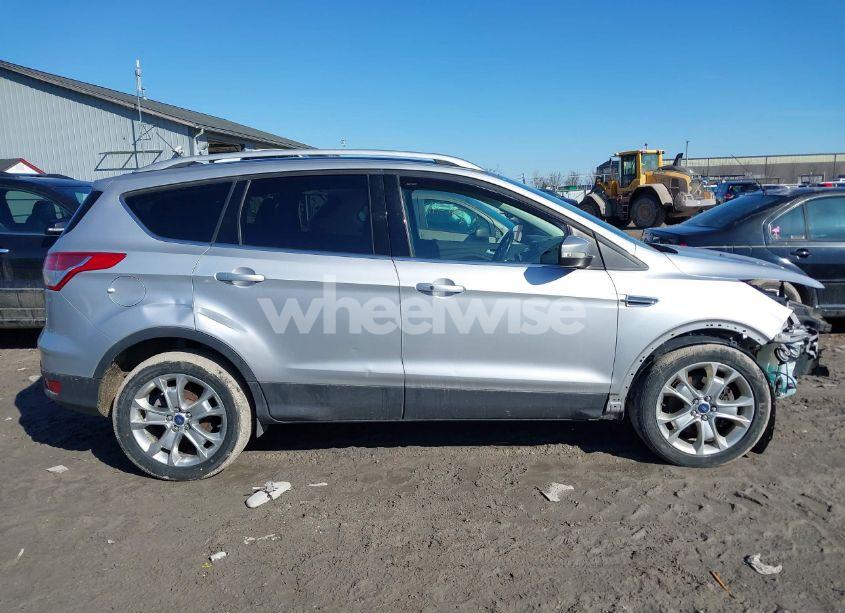 Photo 14 of 2015 Ford Escape TITANIUM (VIN 1FMCU9J97FUB13587)