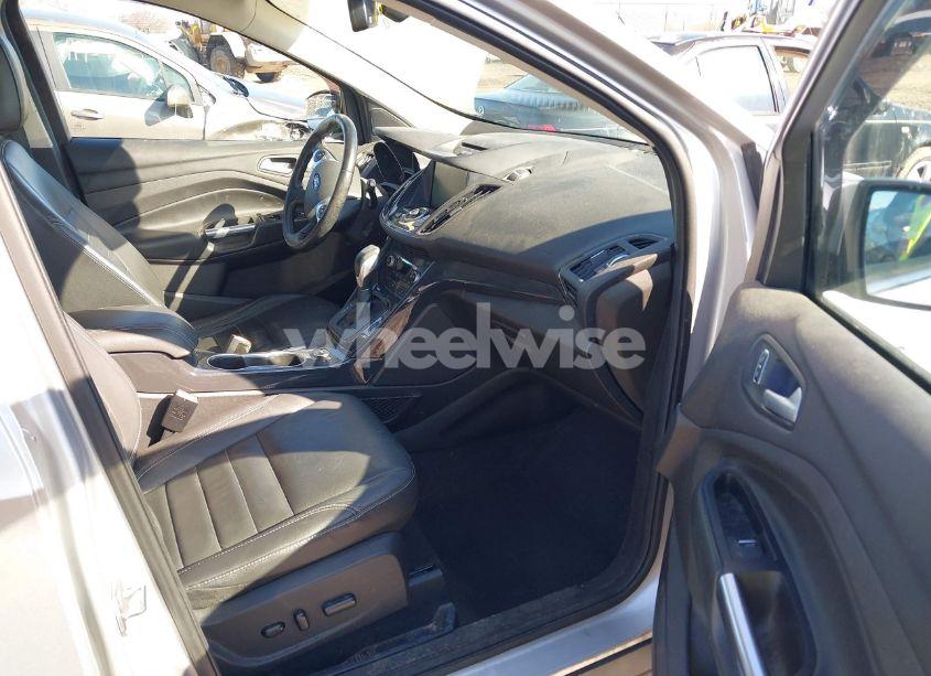 Photo 5 of 2015 Ford Escape TITANIUM (VIN 1FMCU9J97FUB13587)