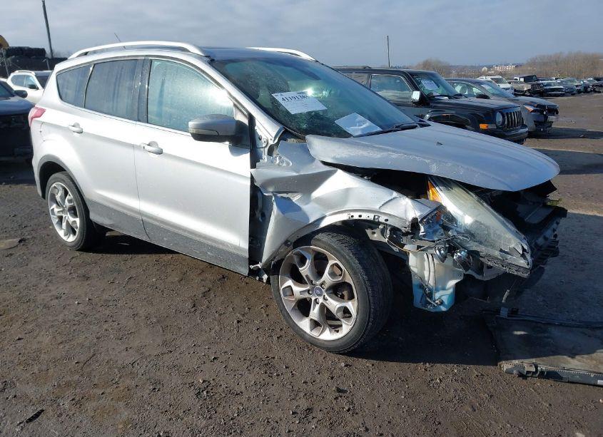 2015 Ford Escape TITANIUM (VIN 1FMCU9J97FUB35489) main photo