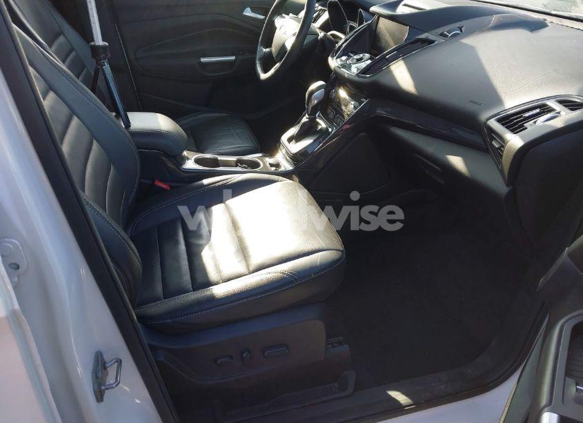 Photo 5 of 2015 Ford Escape TITANIUM (VIN 1FMCU9J97FUC15391)