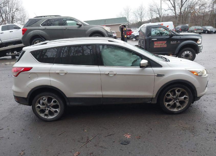 Photo 13 of 2015 Ford Escape TITANIUM (VIN 1FMCU9J97FUC46611)
