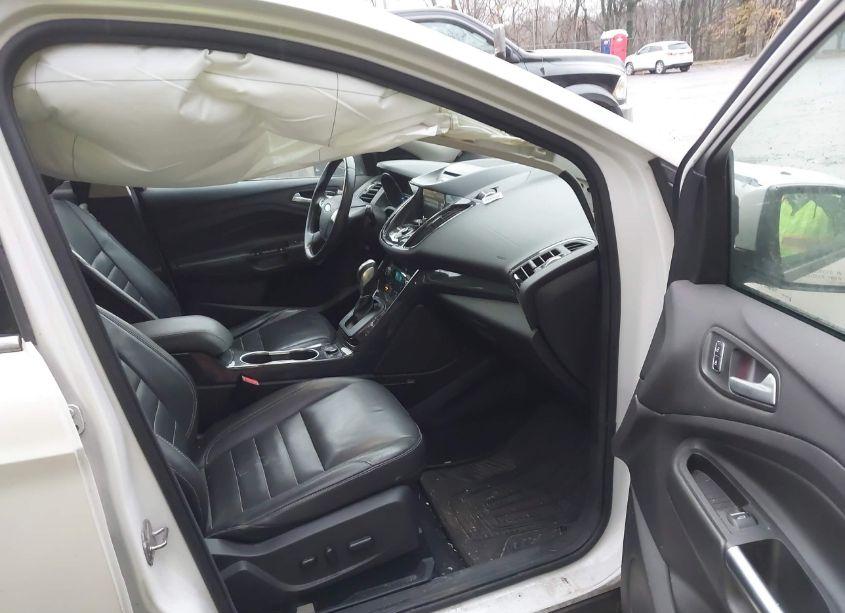 Photo 5 of 2015 Ford Escape TITANIUM (VIN 1FMCU9J97FUC46611)