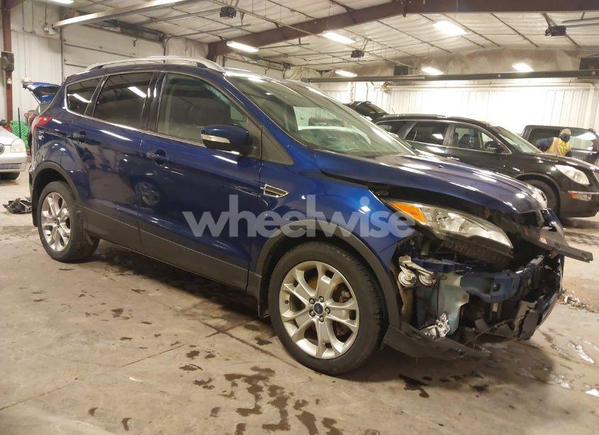 2015 Ford Escape TITANIUM (VIN 1FMCU9J97FUC79625) main photo