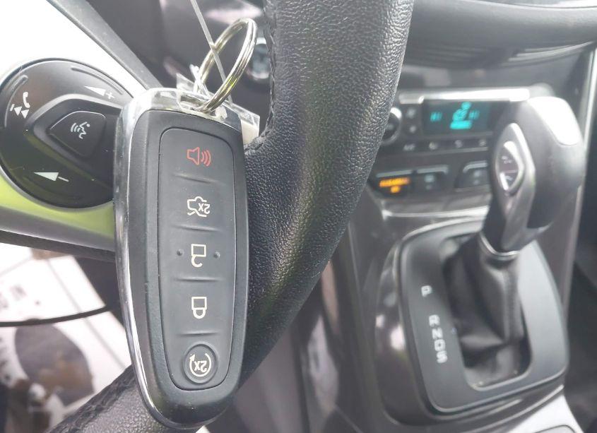 Photo 11 of 2016 Ford Escape TITANIUM (VIN 1FMCU9J97GUB45456)