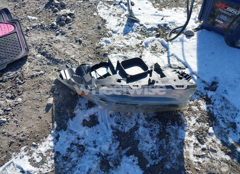 Photo 12 of 2017 Ford Escape TITANIUM (VIN 1FMCU9J97HUA18238)