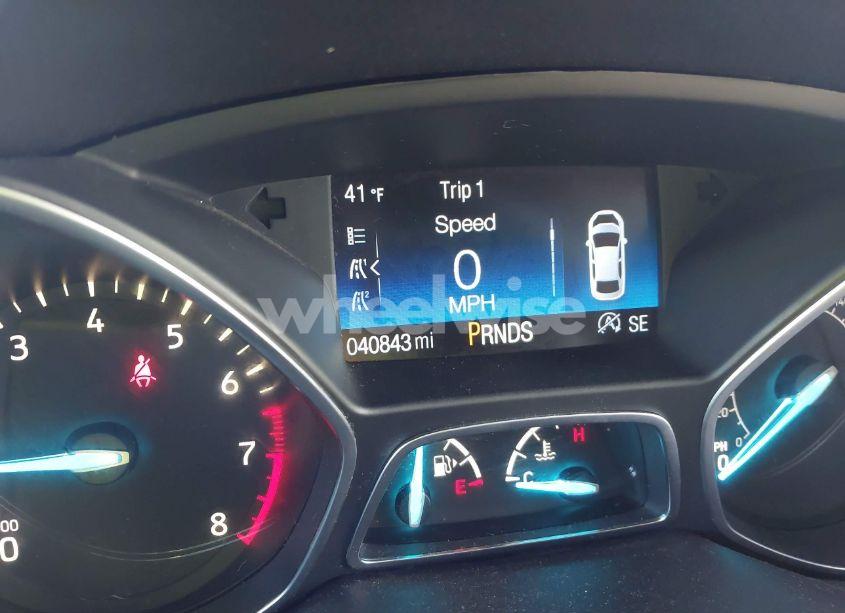 Photo 16 of 2017 Ford Escape TITANIUM (VIN 1FMCU9J97HUA18238)