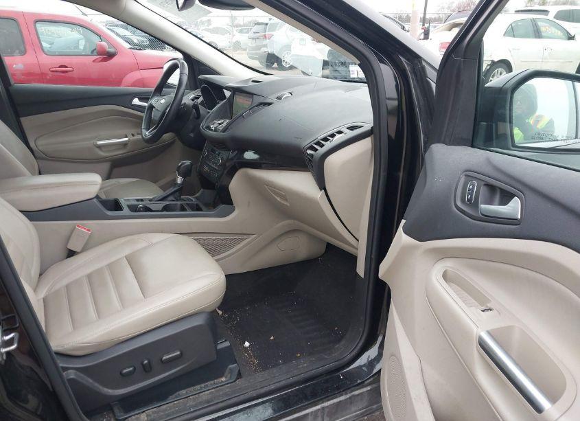 Photo 5 of 2017 Ford Escape TITANIUM (VIN 1FMCU9J97HUC20383)