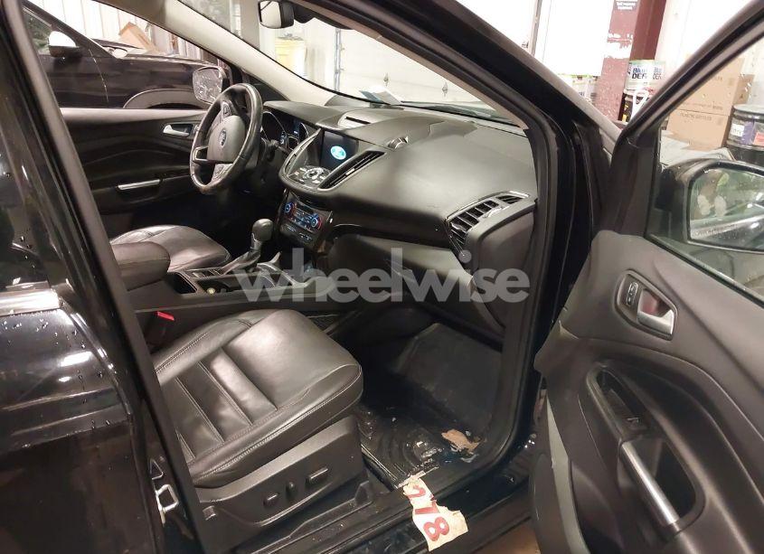 Photo 5 of 2017 Ford Escape TITANIUM (VIN 1FMCU9J97HUD73054)