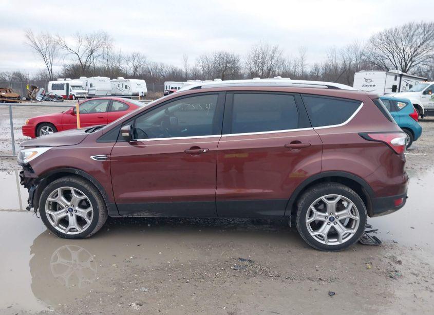 Photo 14 of 2018 Ford Escape TITANIUM (VIN 1FMCU9J97JUA85556)