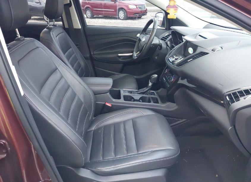 Photo 5 of 2018 Ford Escape TITANIUM (VIN 1FMCU9J97JUA85556)