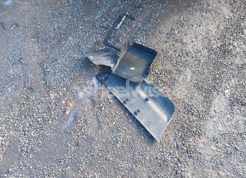 Photo 12 of 2018 Ford Escape TITANIUM (VIN 1FMCU9J97JUB22248)