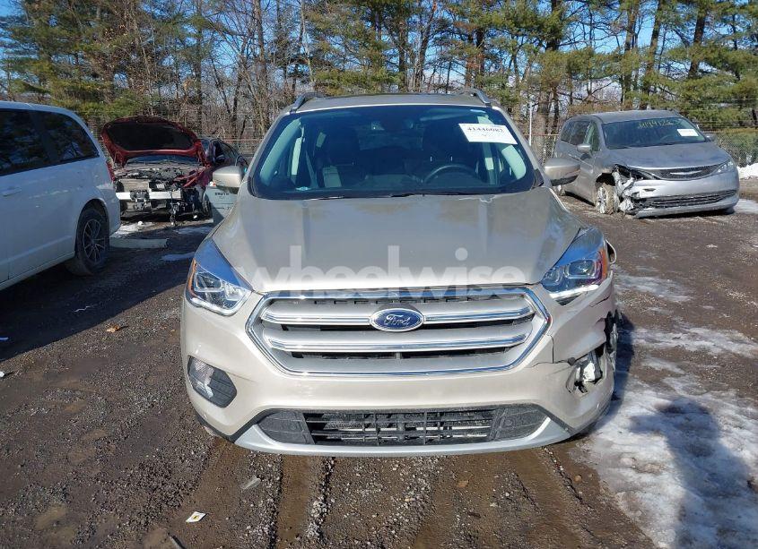 Photo 13 of 2018 Ford Escape TITANIUM (VIN 1FMCU9J97JUB22248)