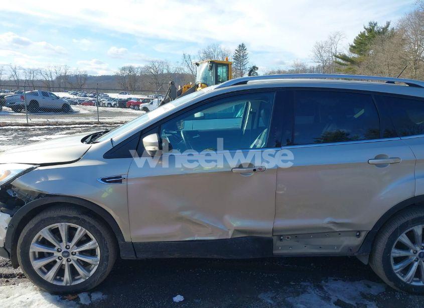 Photo 15 of 2018 Ford Escape TITANIUM (VIN 1FMCU9J97JUB22248)