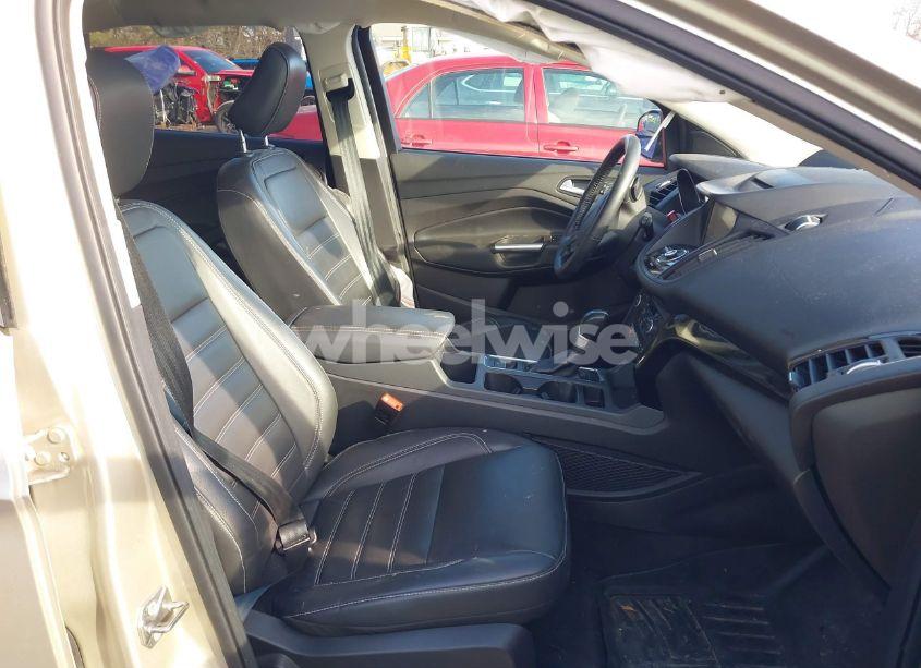 Photo 5 of 2018 Ford Escape TITANIUM (VIN 1FMCU9J97JUB22248)