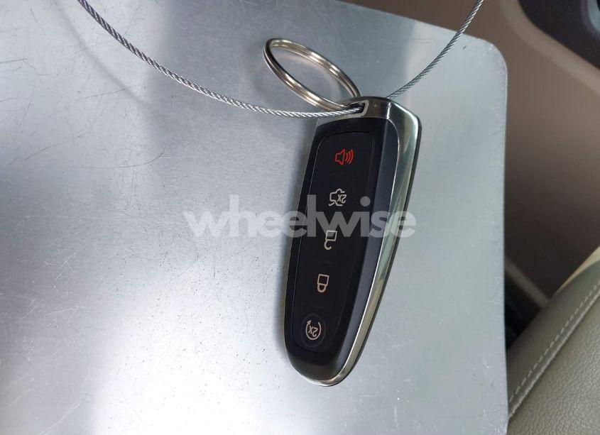 Photo 11 of 2018 Ford Escape TITANIUM (VIN 1FMCU9J97JUC00480)