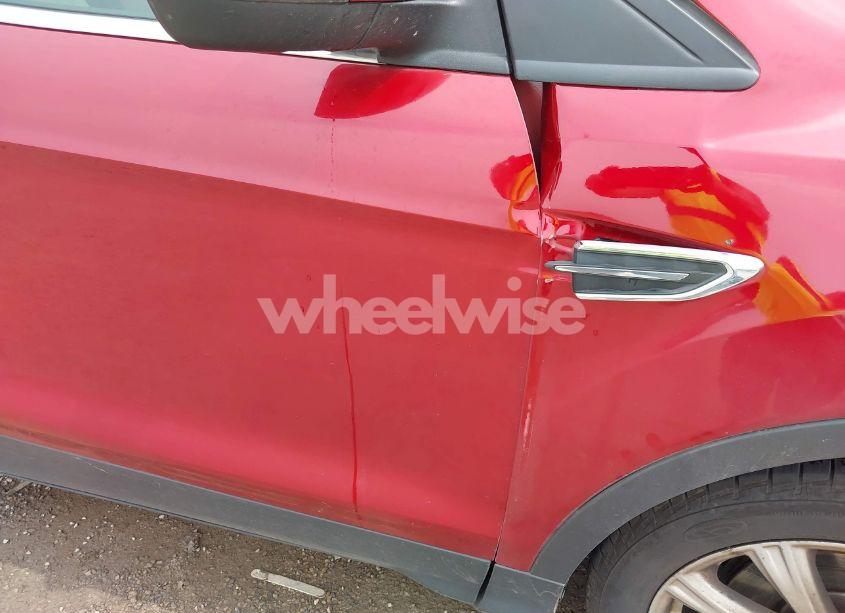 Photo 19 of 2018 Ford Escape TITANIUM (VIN 1FMCU9J97JUC00480)