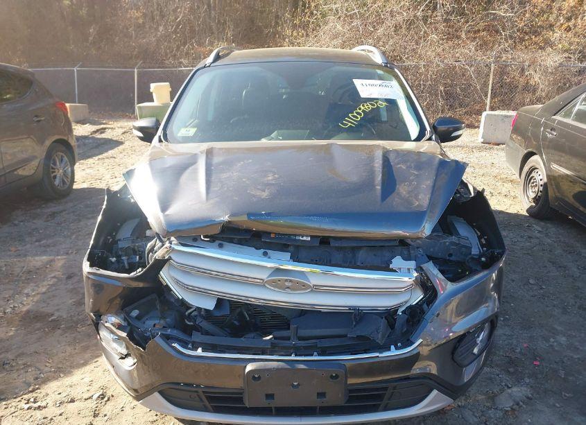 Photo 13 of 2019 Ford Escape TITANIUM (VIN 1FMCU9J97KUA08784)