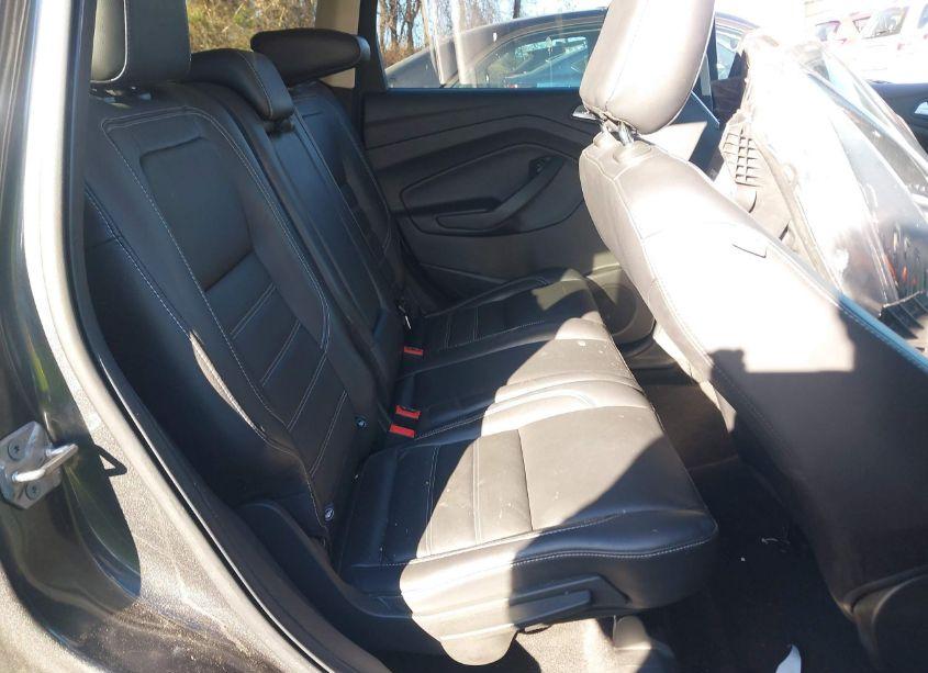 Photo 8 of 2019 Ford Escape TITANIUM (VIN 1FMCU9J97KUA08784)