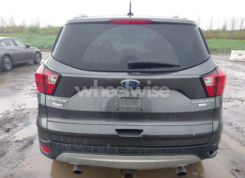 Photo 17 of 2019 Ford Escape TITANIUM (VIN 1FMCU9J97KUB42825)