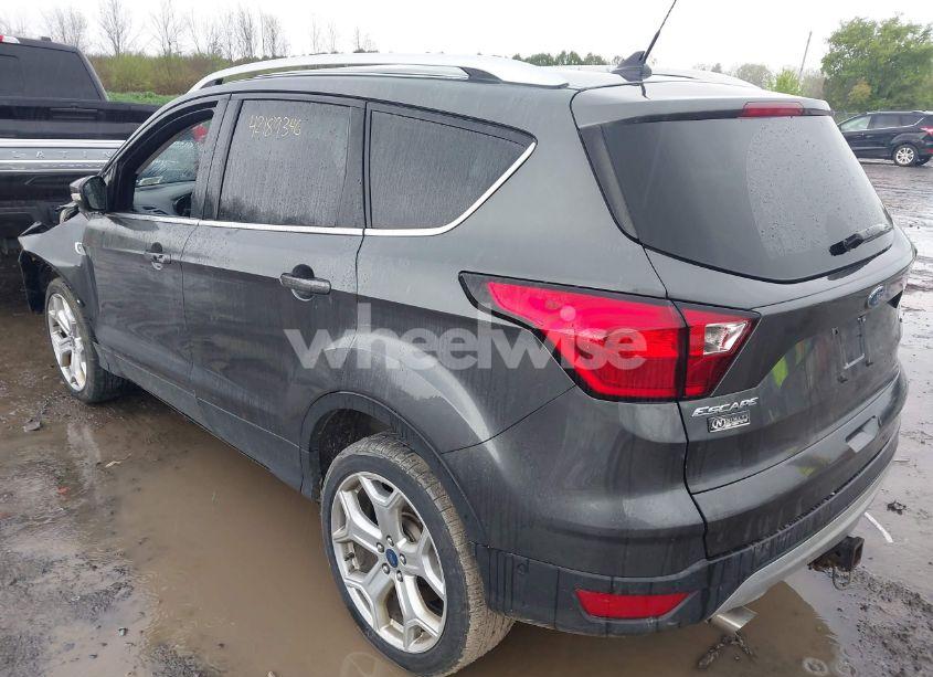 Photo 3 of 2019 Ford Escape TITANIUM (VIN 1FMCU9J97KUB42825)