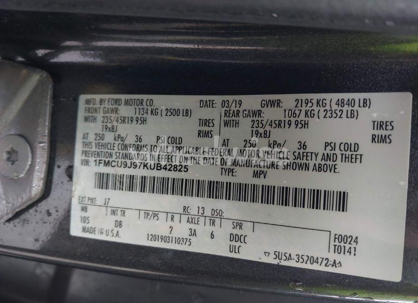 Photo 9 of 2019 Ford Escape TITANIUM (VIN 1FMCU9J97KUB42825)