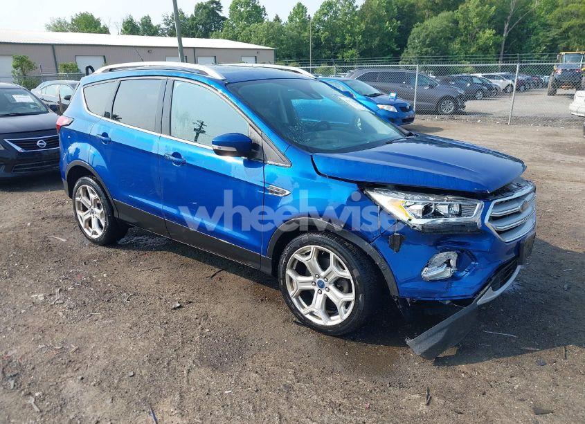 2019 Ford Escape TITANIUM (VIN 1FMCU9J97KUB83990) main photo