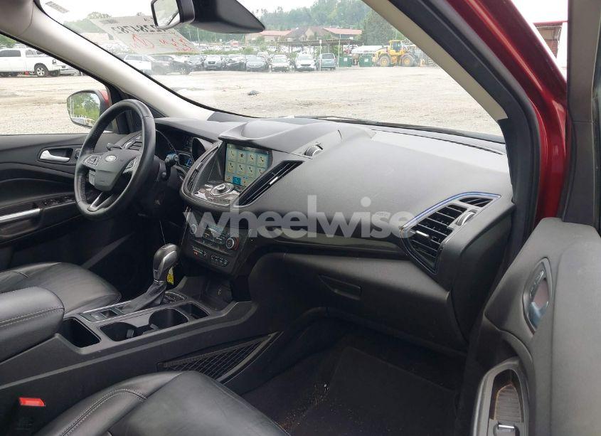 Photo 5 of 2019 Ford Escape TITANIUM (VIN 1FMCU9J97KUC29706)