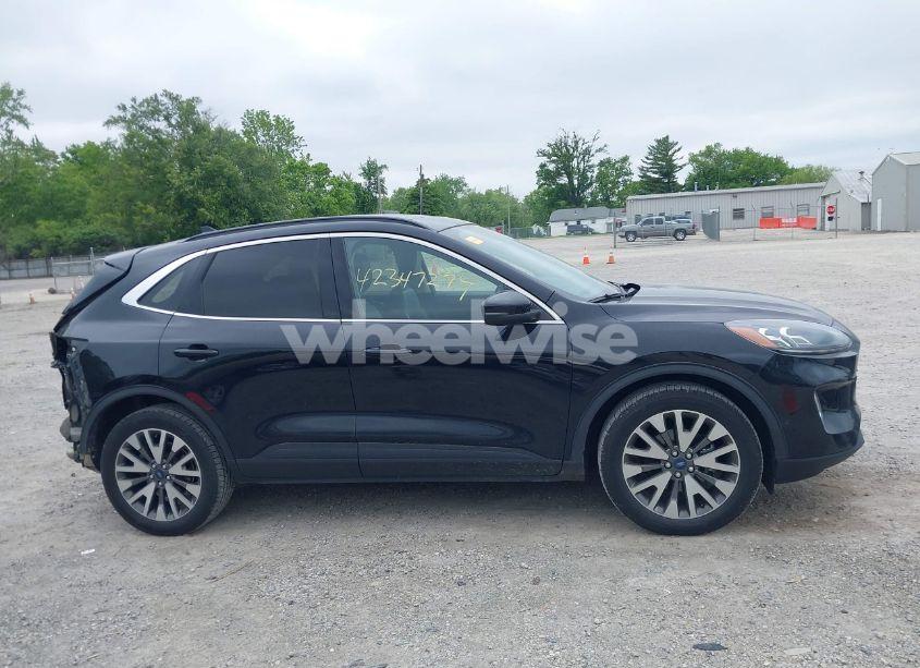 Photo 14 of 2020 Ford Escape TITANIUM (VIN 1FMCU9J97LUA35212)