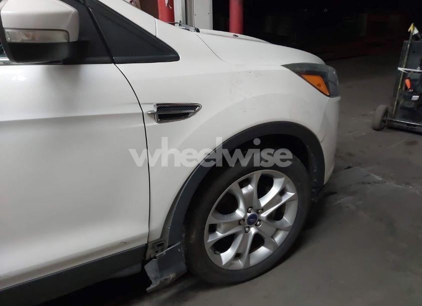 Photo 6 of 2014 Ford Escape TITANIUM (VIN 1FMCU9J98EUC94360)