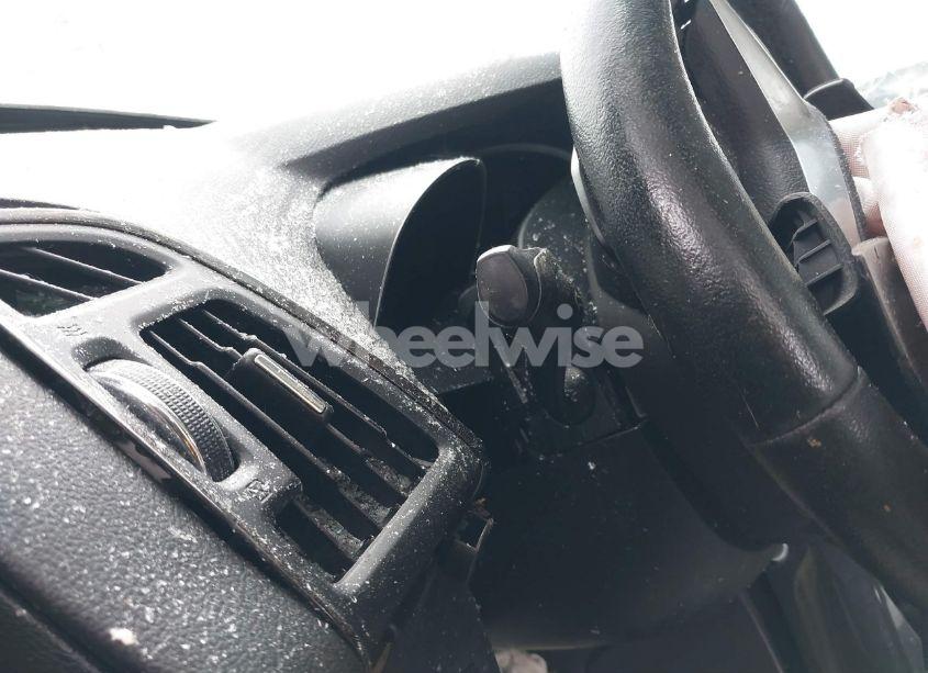 Photo 7 of 2014 Ford Escape TITANIUM (VIN 1FMCU9J98EUE04937)