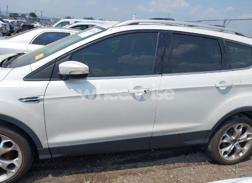 Photo 14 of 2015 Ford Escape TITANIUM (VIN 1FMCU9J98FUB38384)