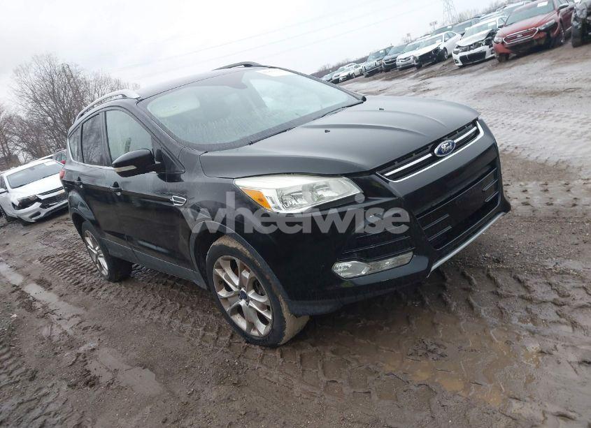 2015 Ford Escape TITANIUM (VIN 1FMCU9J98FUB74544) main photo