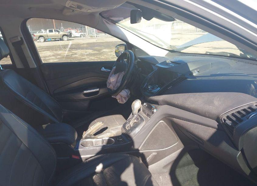 Photo 5 of 2015 Ford Escape TITANIUM (VIN 1FMCU9J98FUC76426)