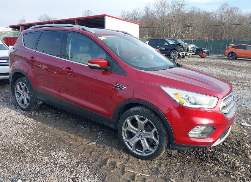 2017 Ford Escape TITANIUM (VIN 1FMCU9J98HUA11668) main photo