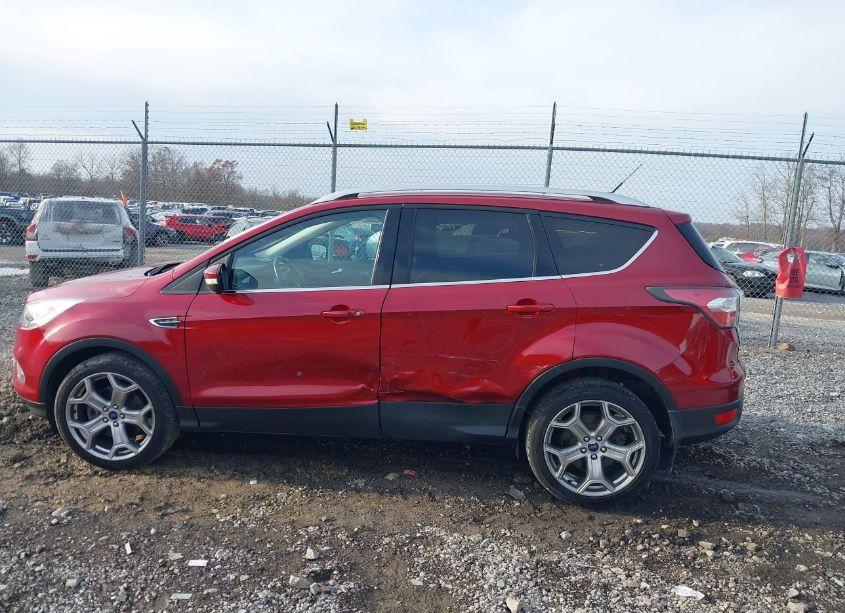 Photo 14 of 2017 Ford Escape TITANIUM (VIN 1FMCU9J98HUA11668)