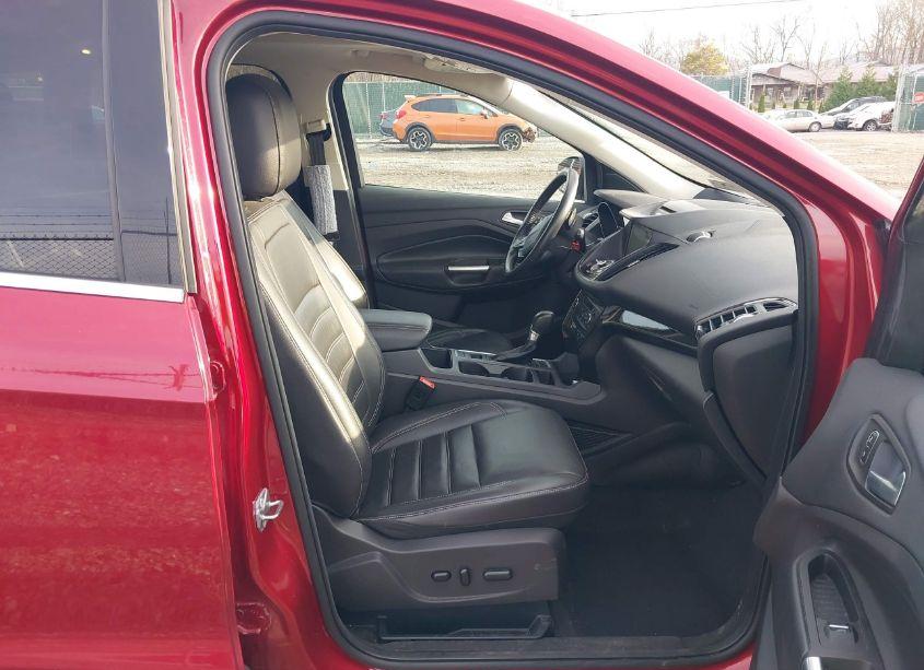 Photo 5 of 2017 Ford Escape TITANIUM (VIN 1FMCU9J98HUA11668)