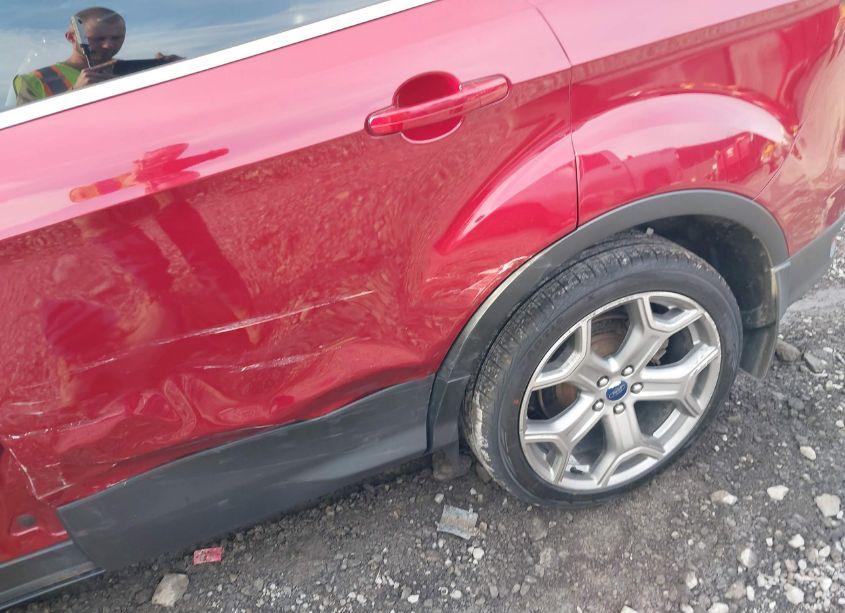 Photo 6 of 2017 Ford Escape TITANIUM (VIN 1FMCU9J98HUA11668)