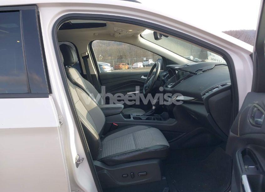 Photo 5 of 2017 Ford Escape TITANIUM (VIN 1FMCU9J98HUB56127)