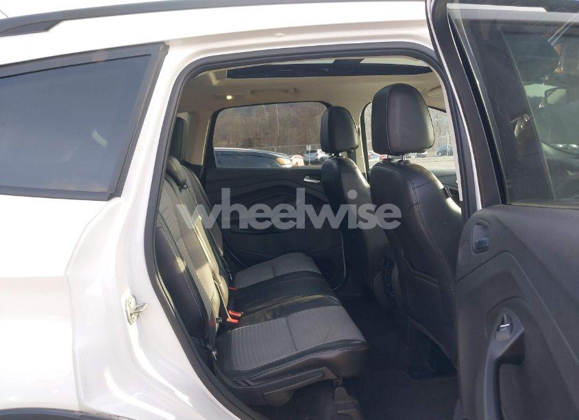 Photo 8 of 2017 Ford Escape TITANIUM (VIN 1FMCU9J98HUB56127)