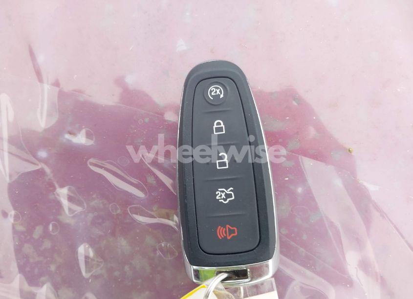 Photo 11 of 2017 Ford Escape TITANIUM (VIN 1FMCU9J98HUC27214)