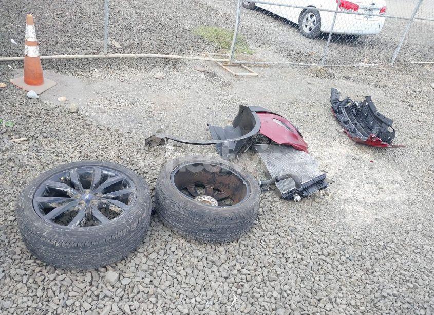 Photo 12 of 2017 Ford Escape TITANIUM (VIN 1FMCU9J98HUC27214)