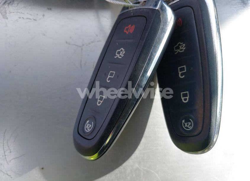 Photo 11 of 2018 Ford Escape TITANIUM (VIN 1FMCU9J98JUB54058)