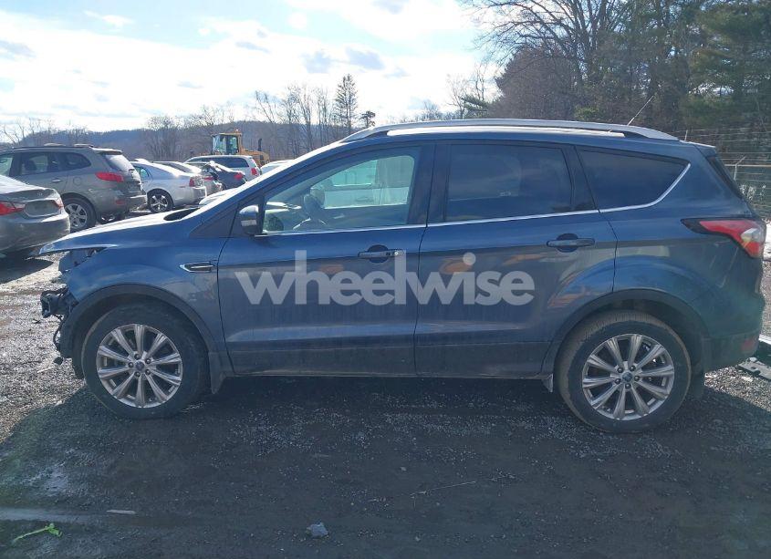 Photo 15 of 2018 Ford Escape TITANIUM (VIN 1FMCU9J98JUB54058)