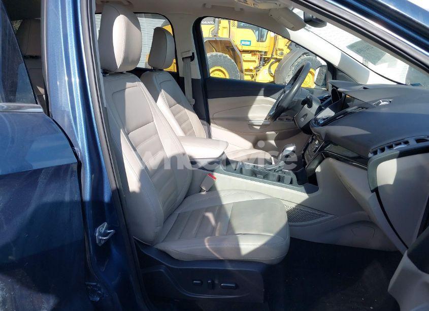 Photo 5 of 2018 Ford Escape TITANIUM (VIN 1FMCU9J98JUB54058)