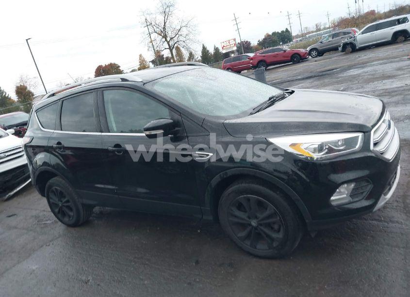 Photo 13 of 2018 Ford Escape TITANIUM (VIN 1FMCU9J98JUB71233)