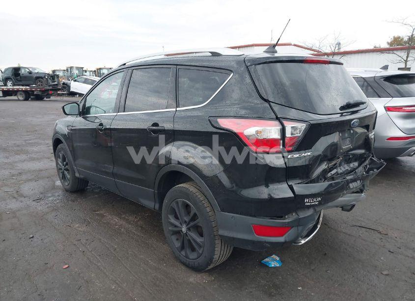 Photo 3 of 2018 Ford Escape TITANIUM (VIN 1FMCU9J98JUB71233)