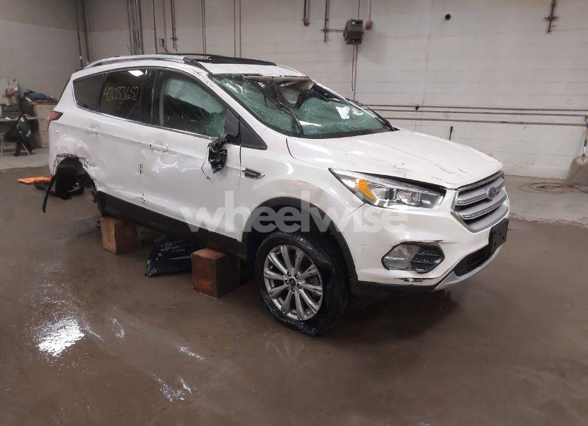 2018 Ford Escape TITANIUM (VIN 1FMCU9J98JUC98435) main photo