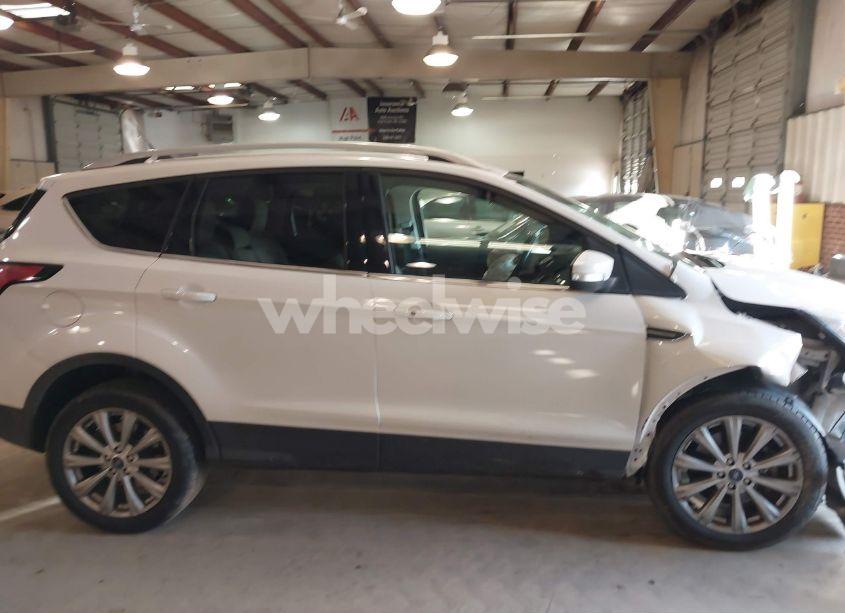 Photo 12 of 2018 Ford Escape TITANIUM (VIN 1FMCU9J98JUD25004)